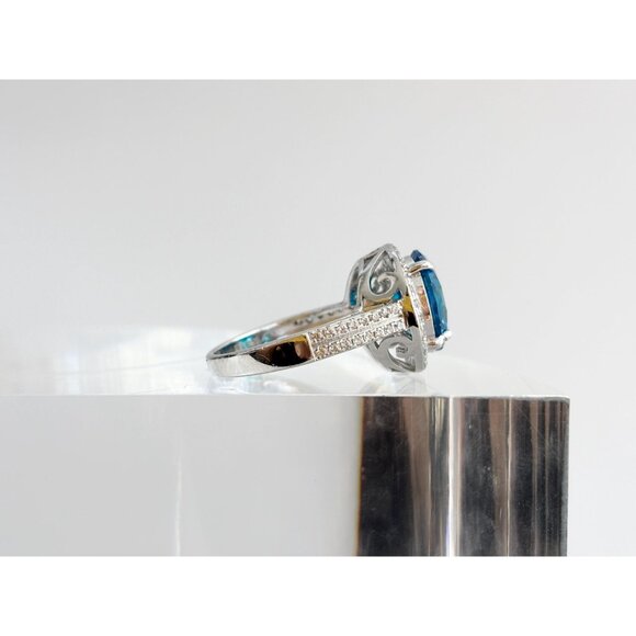 Blue Topaz Semi-Precious Round Cut Halo 925 Sterling Silver Vintage Ring - sz 8 - Picture 3 of 10